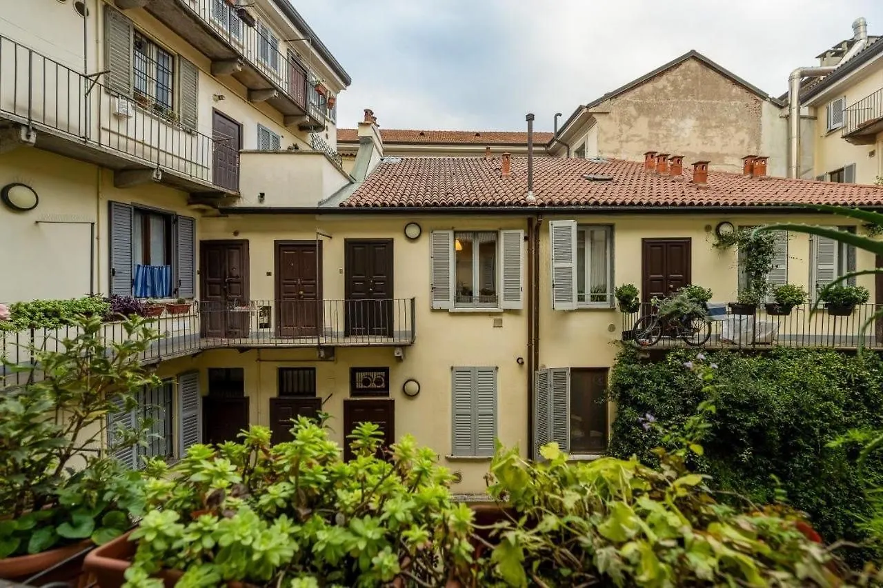 Apartament Navigli Cozy Nest - Central Studio Apt Mediolan Włochy