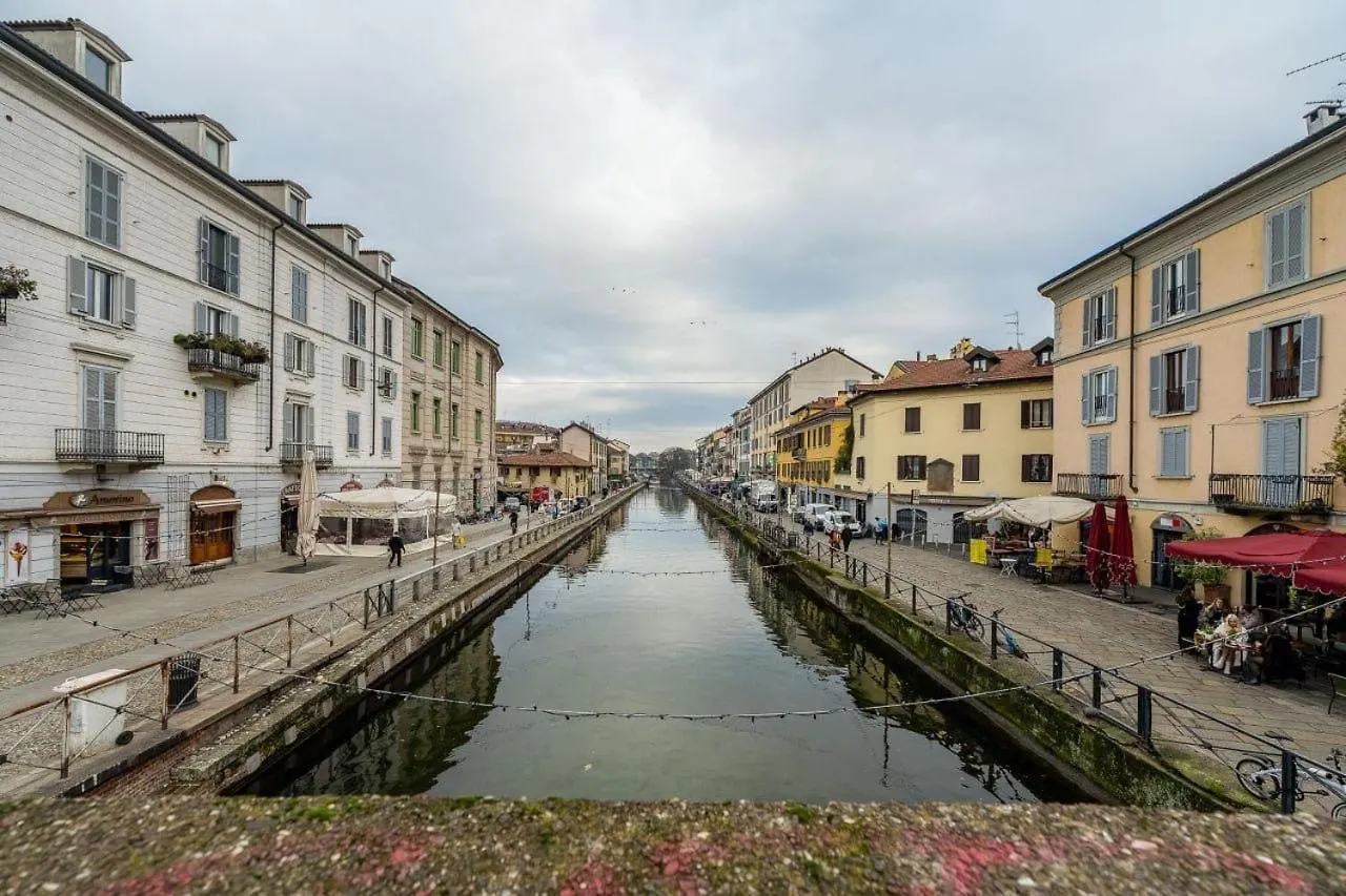 Navigli Cozy Nest - Central Studio Apt Mediolan